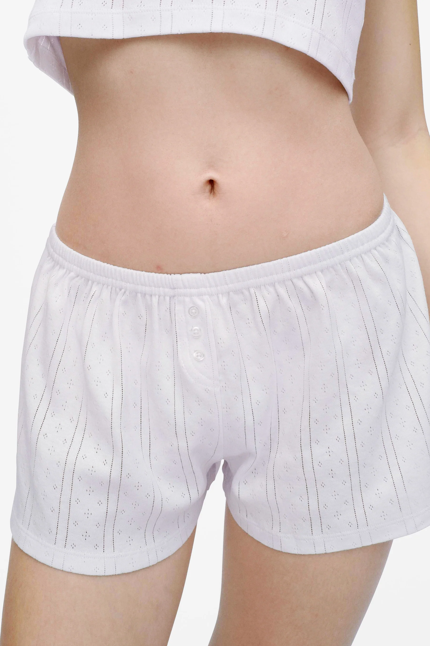 The Short White - Image 7